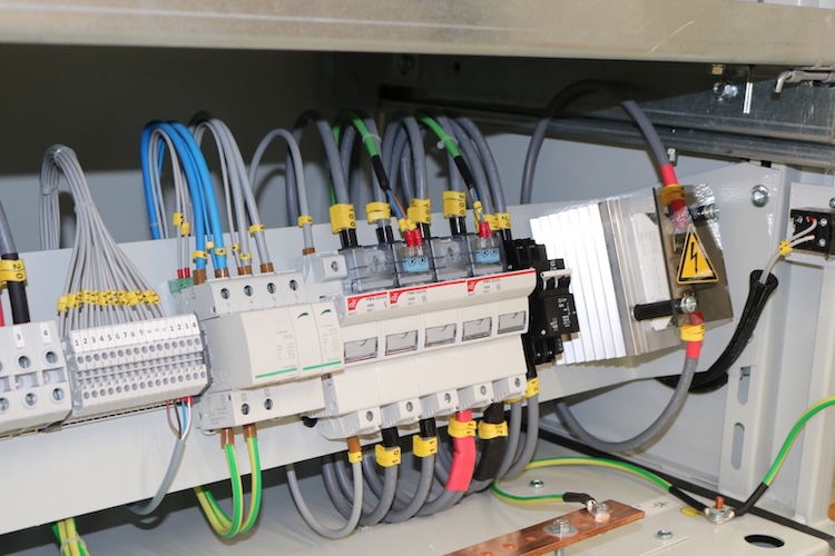 como elegir el sai y rectificador adecuados 1